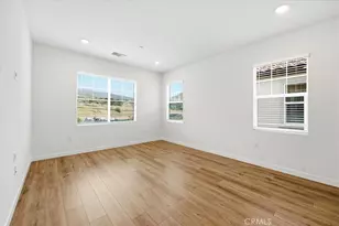23712 Wilcox Dr, Newhall, CA 91321 - Photo 17
