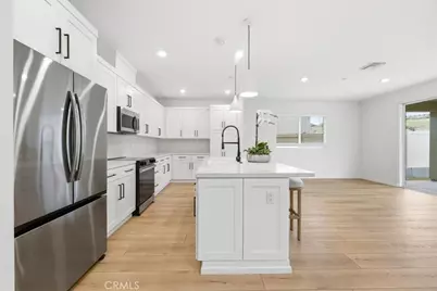 23720 Wilcox Drive, Newhall, CA 91321 - Photo 7
