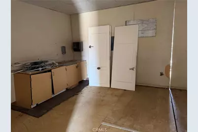 11551 Cactus, Phelan, CA 92371 - Photo 25