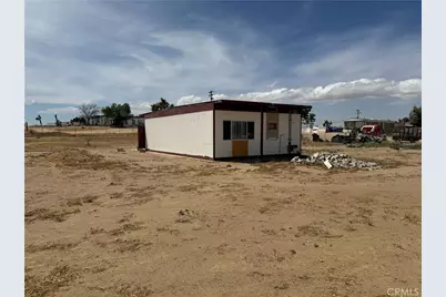11551 Cactus, Phelan, CA 92371 - Photo 9