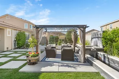 7022 Housatonic Court, Jurupa Valley, CA 91752 - Photo 47