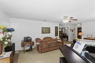 6916 Lincoln Ave, Riverside, CA 92506 - Photo 9