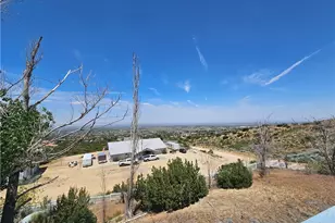 2831 Cygnet, Pinon Hills, CA 92372 - Photo 17