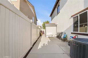 10427 Peregrine Pl, Moreno Valley, CA 92557 - Photo 31