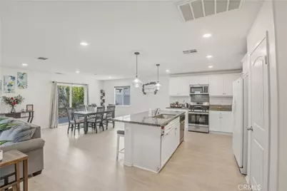 10427 Peregrine Place, Moreno Valley, CA 92557 - Photo 5