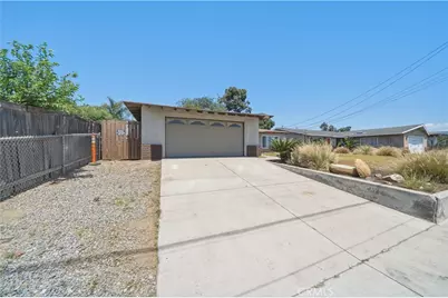 14732 Whittram, Fontana, CA 92335 - Photo 3