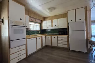 575 S Lyon Ave, Hemet, CA 92545 - Photo 7