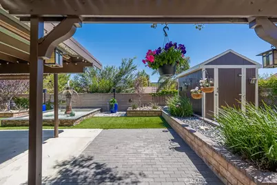 2693 W La Morada Drive, Rialto, CA 92377 - Photo 39
