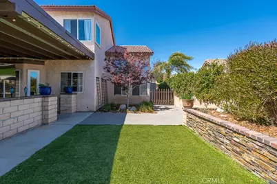 2693 W La Morada Drive, Rialto, CA 92377 - Photo 37