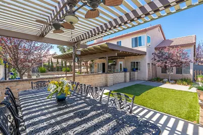 2693 W La Morada Drive, Rialto, CA 92377 - Photo 41