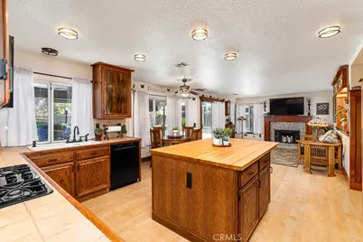 2693 W La Morada Drive, Rialto, CA 92377 - Photo 11