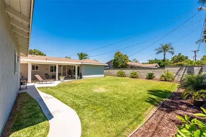5470 Greenbrier Dr, Riverside, CA 92504 - Photo 9