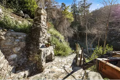 6653 Bear Canyon Drive, Mount Baldy, CA 91759 - Photo 19