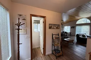 33159 Holcomb Creek, Green Valley Lake, CA 92341 - Photo 13