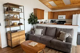33159 Holcomb Creek, Green Valley Lake, CA 92341 - Photo 17