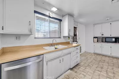 6254 Stanton, Highland, CA 92346 - Photo 13