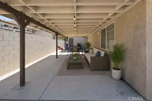 11340 Springoak, Fontana, CA 92337 - Photo 19