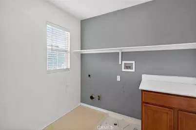 3908 Bluff, Perris, CA 92571 - Photo 43