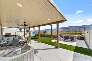 29113 Soraya, Lake Elsinore, CA 92530 - Photo 23