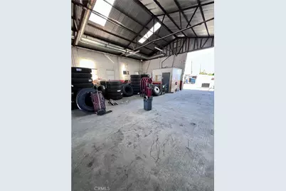 695 E Valley, Colton, CA 92324 - Photo 5