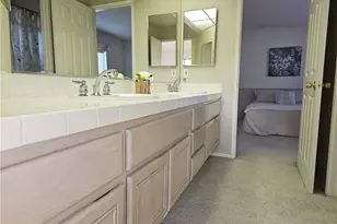 1050 Ginger Cir, Corona, CA 92879 - Photo 19