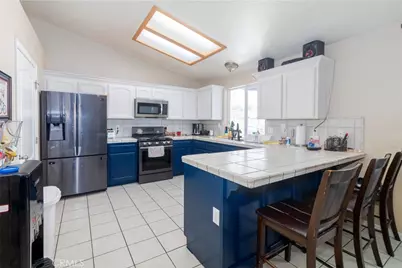 18936 Rocksprings, Hesperia, CA 92345 - Photo 9