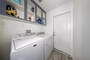 2294 N Smoketree Ave, Rialto, CA 92377 - Photo 23