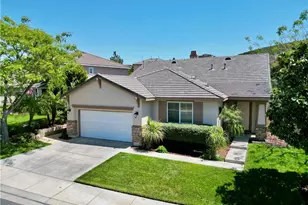 27617 Bottle Brush, Murrieta, CA 92562 - Photo 3