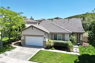 27617 Bottle Brush, Murrieta, CA 92562 - Photo 3