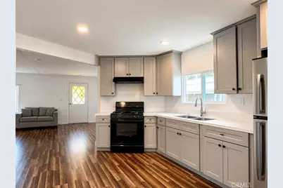160 S Eucalyptus Avenue #111, Rialto, CA 92376 - Photo 3
