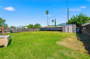 868 W 48th, San Bernardino, CA 92407 - Photo 25