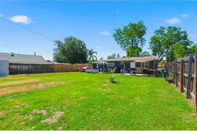 868 W 48th, San Bernardino, CA 92407 - Photo 27