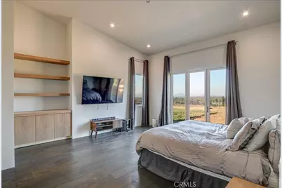 9449 Equestrian Drive, Riverside, CA 92503 - Photo 15