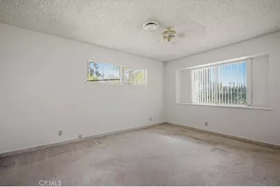 26124 New Chicago, Hemet, CA 92544 - Photo 17