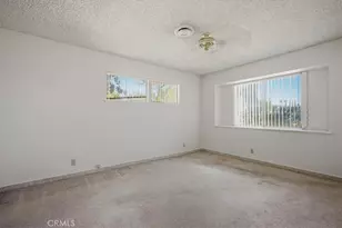 26124 New Chicago, Hemet, CA 92544 - Photo 17
