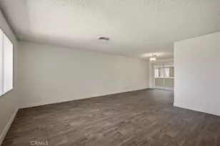 26124 New Chicago, Hemet, CA 92544 - Photo 9