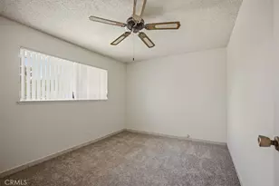 26124 New Chicago, Hemet, CA 92544 - Photo 19