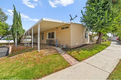 1601 S Garey Avenue #93, Pomona, CA 91766 - Photo 27