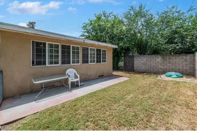 648 E 20th, San Bernardino, CA 92404 - Photo 29