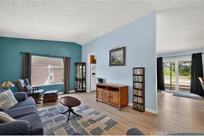 5884 Cassandra Drive, San Bernardino, CA 92407 - Photo 5
