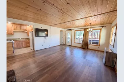 718 Blue Jay, Big Bear Lake, CA 92315 - Photo 7