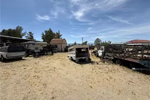19536 Valle Vista Rd, Phelan, CA 92301 - Photo 15