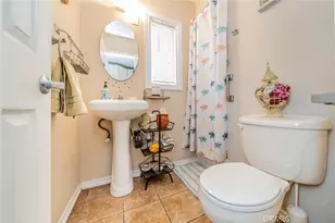 17203 E Woodcroft St, Azusa, CA 91702 - Photo 25