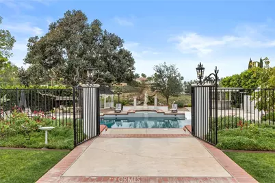 7021 Wyndham Hill, Riverside, CA 92506 - Photo 35