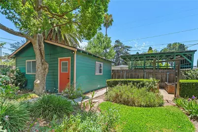 3892 Oakwood Place, Riverside, CA 92506 - Photo 31