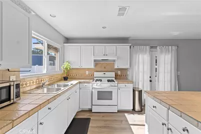 27634 Genevieve Drive, Menifee, CA 92586 - Photo 7