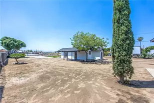 27124 5th, Highland, CA 92346 - Photo 17