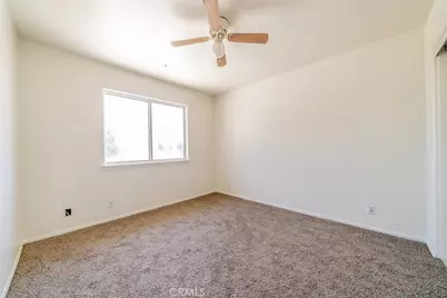 8417 Ailanthus, Phelan, CA 92371 - Photo 17