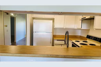 18242 Parkview #106, Huntington Beach, CA 92648 - Photo 7