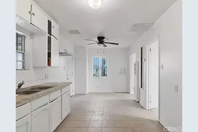 2403 S I, Bakersfield, CA 93304 - Photo 3